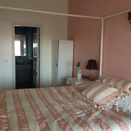 Guest house Sunny Golf And Free Parking